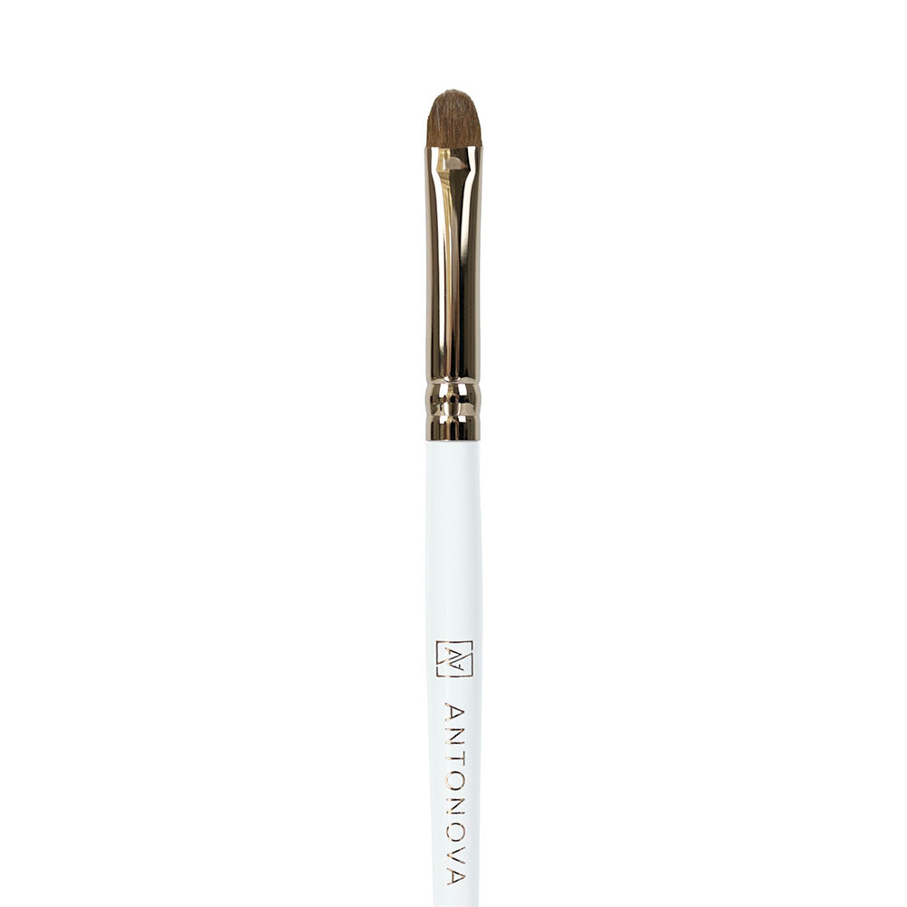 Detail Brush 08 - Precision Tool for Eye and Lip Makeup